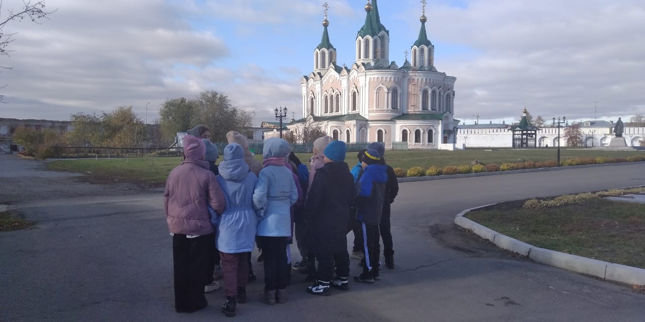 В Далматовском монастыре.