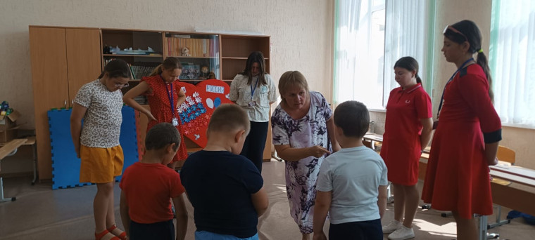 Расскажи мне о ....